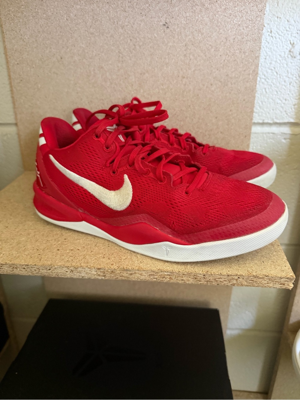 Kobe 8 GS size 6.5Y